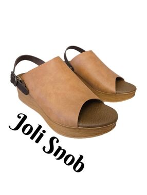 Joli Snob Womens Wedge Sandel Sz 8W Tan Faux Leather Adj Back Strap Summer